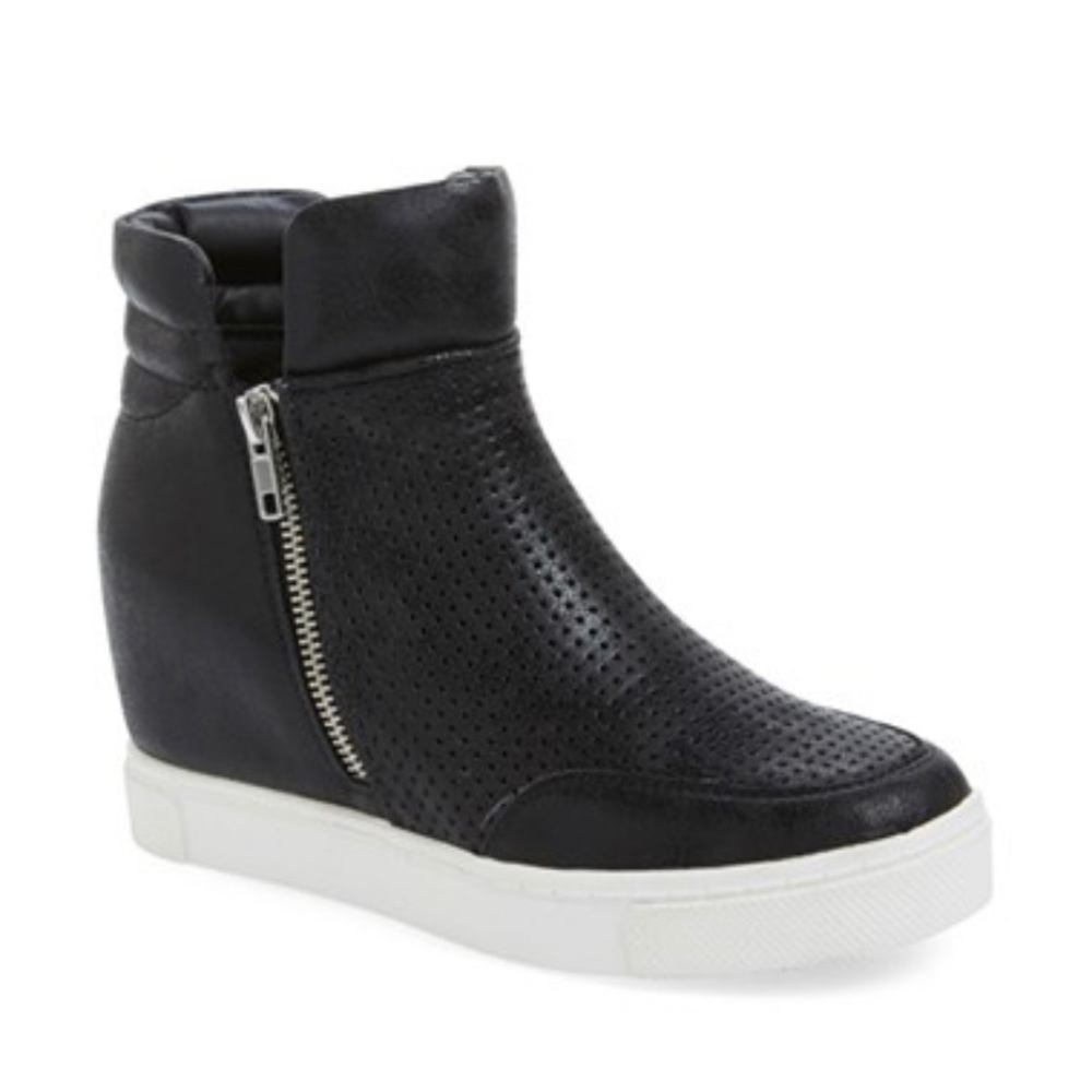 Steve Madden Linqsp Wedges